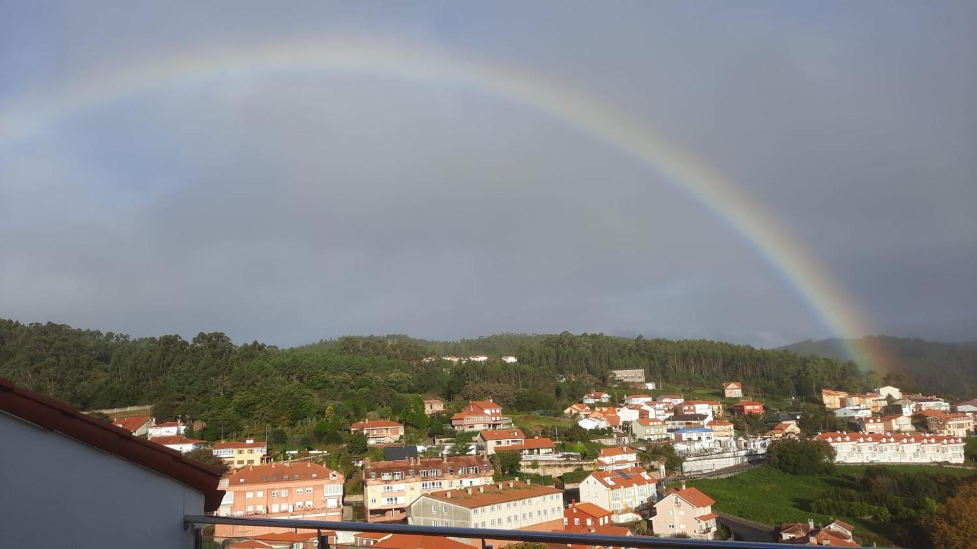 Apartamento A Estrenar Con Vistas Naroa Corcubion Luaran gambar