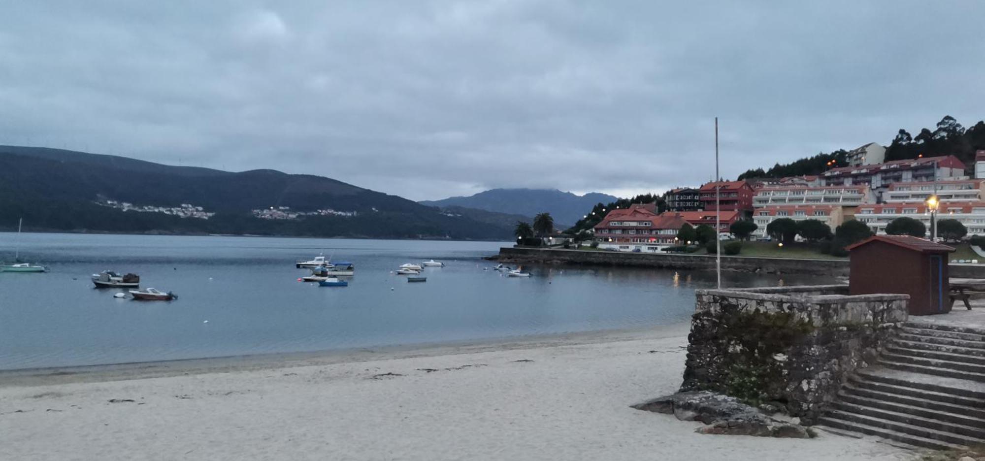 Apartamento A Estrenar Con Vistas Naroa Corcubion Luaran gambar